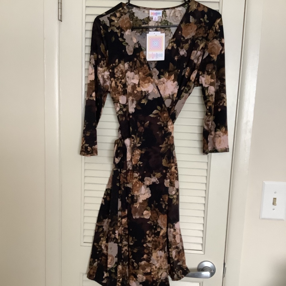 LulaRoe floral wrap dress NWT